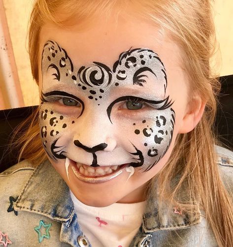 Leopard Face Paint, Face Painting Tips, Christmas Face Painting, Galaxy Makeup, Face Paint Kit, Leopard Face, Face Painting Halloween, Kids Makeup, Face Painting Designs