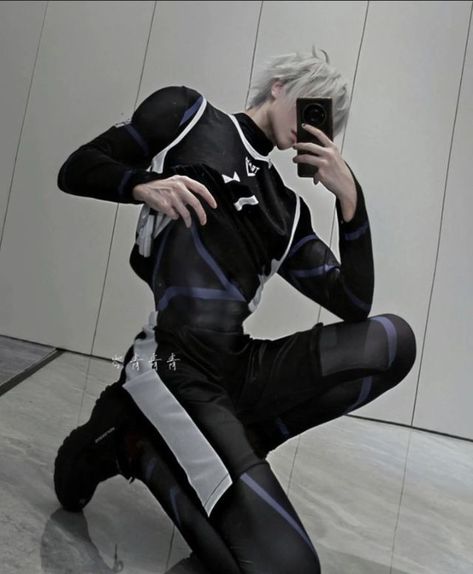 Rin Cosplay, Cosplay Boy, Black Couple Art, Blue Lovk, Chinese Cartoon, Beauty Routine Tips, Body Outfit, Male Cosplay, Cosplay Characters