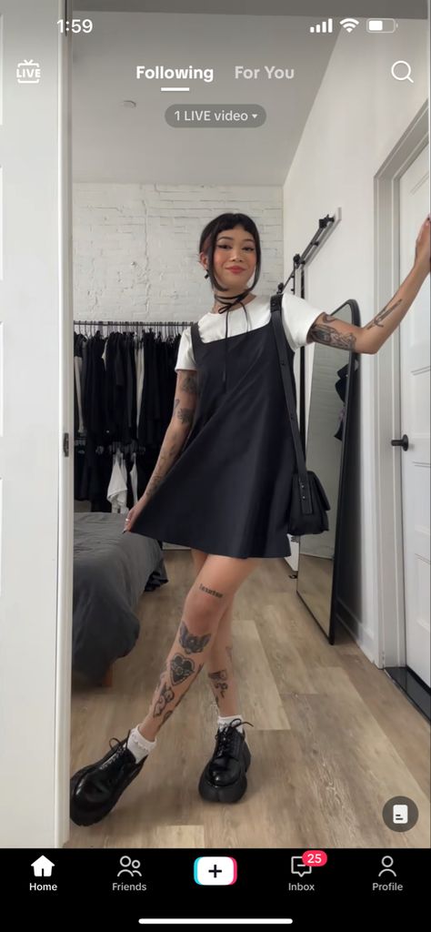 Romantic Edgy Outfits, Meg Murayama Outfits, Clean Goth Outfits Summer, Feminine Alt Outfits, Meg Murayama, Berghain Outfit, Summer Alternative Outfits, Alternative Summer Outfits, Goth Outfits Summer