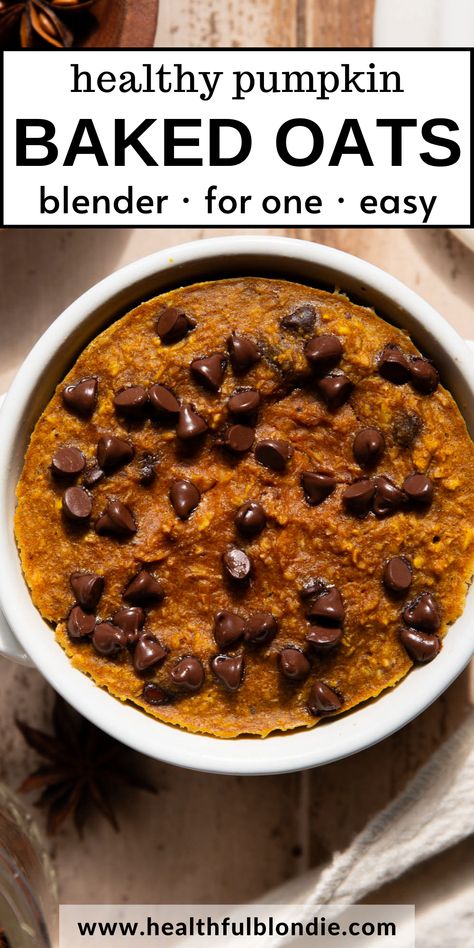 These super moist, blender pumpkin baked oats are single-serve, healthy, and ready in 20 minutes. Enjoy them as a high-protein, gluten-free, pumpkin-spiced treat for breakfast, a snack, or even dessert – they taste just like cake! Pumpkin Baked Oats, Single Serve Breakfast, Recipe With Pumpkin, Breakfast Gluten Free, Pumpkin Oatmeal Muffins, Baked Oats Recipe, Baked Pumpkin Oatmeal, Gluten Free Snack, Pumpkin Oats