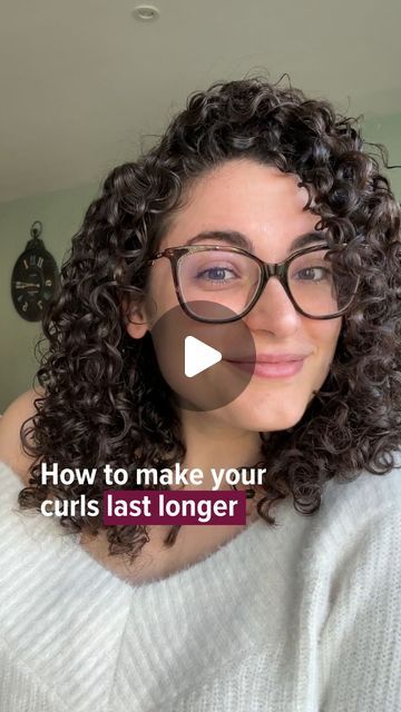 Gaia 👩🏻‍🦱 Curly Hair Coach | Product Expert on Instagram: "#ad   Here’s my hack to make your curls last for up to 5 days with NO REFRESH 🤯  The secret is hairspray!   I’ve been testing @boucleme new Flexible Hold Hair Spray and let me tell you - I am extremely impressed.  I used it after my usual styling routine, and it completely changed how long it lasted.   PRODUCTS USED:  Bouclème Seal + Shield Curl Cream Bouclème Seal + Shield Curl Defining Gel Bouclème Flexible Hold Hair Spray  If you struggle to make your curls last I would definitely give this a go - you can try it for 15% off if you use the code TOOTI15 on their website!  #hairspray #curlyhairstyles #curlyhairstyle #curlyhairstyling #hairstyling #curlstylist #curlystyle #curlystyles #curlyhairroutine #curlyhairtechniques #curl Curl Refresh Routine, Refresh Curls Next Day, Hair Spray For Curls, Curl Refresh, Refresh Curls, Curly Hair Spray, Curly Hair Hacks, Curly Hair Techniques, Curl Routine