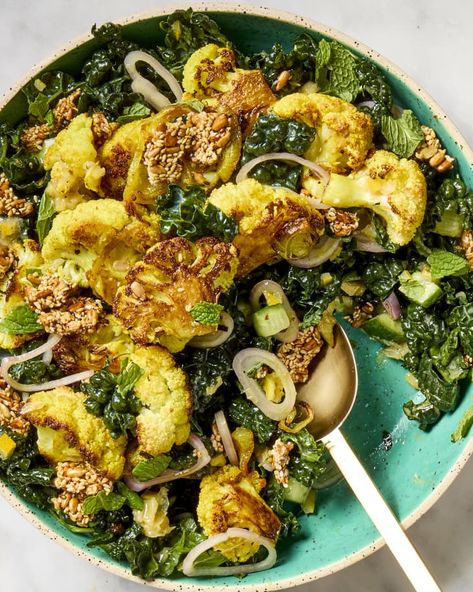 Roasted Cauliflower Salad Recipe (Make-Ahead Lunch!) | The Kitchn Easy Roasted Cauliflower, Roasted Cauliflower Salad, Gluten Free Fish, Lunch Appetizers, Cauliflower Salad, Make Ahead Lunches, Rice Ingredients, Lunch Salads, Make Ahead Meals