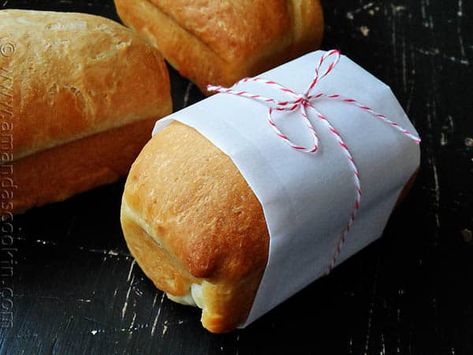 Gingerbread Jelly, Mini Breads, Mini Bread Loaves, Loaf Bread Recipe, Mini Loaf Cakes, Amish White Bread, Baking Challenge, Amish Bread, Bread Loaves