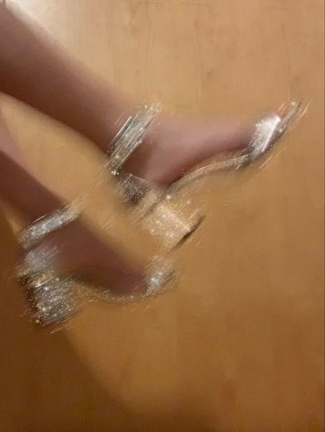 Sparkly Pumps, Pointy Heels, Sparkly Shoes, Rich Girl Aesthetic, Sparkly Heels, Gold Aesthetic, Bow Heels, Sparkly Dress, Rich Girl