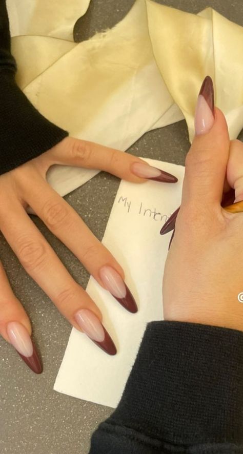 CHIC FALL NAIL TRENDS TO TRY FOR AUTUMN 2023 | AUTUMN NAILS Manicured Nails, Maquillage On Fleek, Brown Acrylic Nails, September Nails, Minimal Nails, Classy Acrylic Nails, Pink Acrylic Nails, Manicure Y Pedicure, Fall Nail