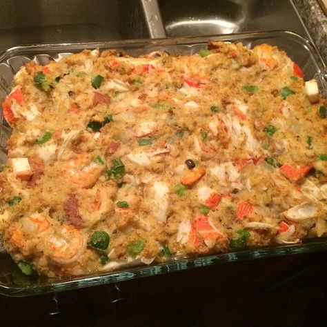 Seafood Stuffing, Cornbread Stuffing, Soup Chicken, Dry Bread, Green Bell Pepper, Cornbread Dressing, Stuffing Mix, Crab Recipes, Shrimp Dishes