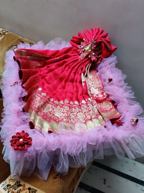 Nita's creations Saree Chab Decoration, Chab Decoration Wedding Doll, Chhab Decoration Tray, Marriage Chaab Decoration, Wedding Chhab Decoration, Chhab Decoration Indian, Mameru Decoration Ideas, Chhab Decoration Idea For Marriage, Sari Packing Ideas For Wedding