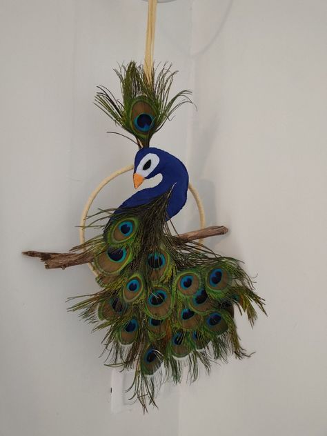 Peacock Decoration For Janmashtami, Peacock Theme Decoration Home Decor, Morpankh Decoration At Home, Mor Pankh Decoration Ideas, Peacock Feather Decor Ideas, Peacock Feathers Decorations Home Decor, Showpieces For Living Room, Peacock Feather Craft, Peacock Room Decor