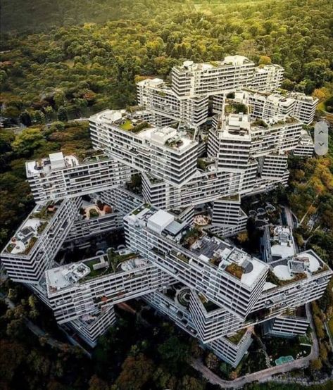 The Interlace, a vertical village in Singapore, has been crowned World Building of the Year at the World Architecture Festival! FuturistSpeaker.com #keynotespeaker #futuretrends #futureofwork #futurejobs Singapore Photos, Destination Voyage, Architecture Illustration, Futuristic Architecture, Facade House, Apartment Building, Decor Interior Design, Land Scape, Architecture Design