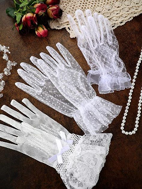 Lace Gloves Tea Party, Tea Party Dress With Gloves, Short Gloves Wedding, Quinceanera Gloves, Bridgerton Gloves, Tea Party Clothes, Tea Gloves, Tea Party Dresses For Women, Tea Party Shoes