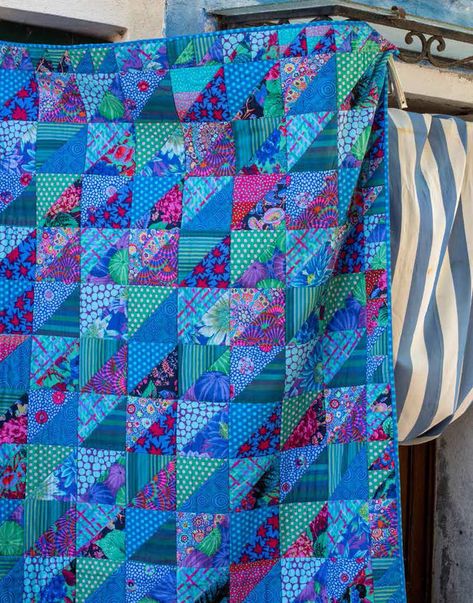 Kaffe Fassett's Quilts in Burano book - Coast & Country Patchwork, Half Square Triangle Quilts Pattern, History Of Quilting, Quilting Books, Kaffe Fassett Quilts, Blue Quilt, Kaffe Fassett Fabric, Half Square Triangle Quilts, Scrap Quilt Patterns