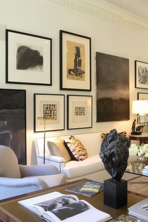 Black And White Art Wall, Abstract Art Gallery Wall, Gallery Wall Living Room Ideas, Gallery Wall Mixed Frames, Art Wall Office, Black Frame Gallery Wall, Modern Art Gallery Wall, Photo Art Wall, Black And White Gallery Wall