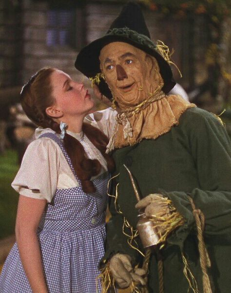 Dorothy and The Scarecrow in, The Wizard of Oz Ray Bolger, Wizard Of Oz Movie, Wizard Of Oz 1939, Oz Movie, Dorothy Gale, Wicked Witch Of The West, The Scarecrow, Land Of Oz, The Wonderful Wizard Of Oz