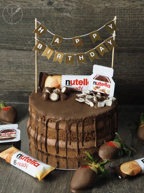 Nutella Birthday Cake, Brownie Torte, Nutella Cake, Nutella Cookies, Sweet Bakery, Sweets Cake, Happy Birthday Cakes, Sweet Desserts, Food Cravings