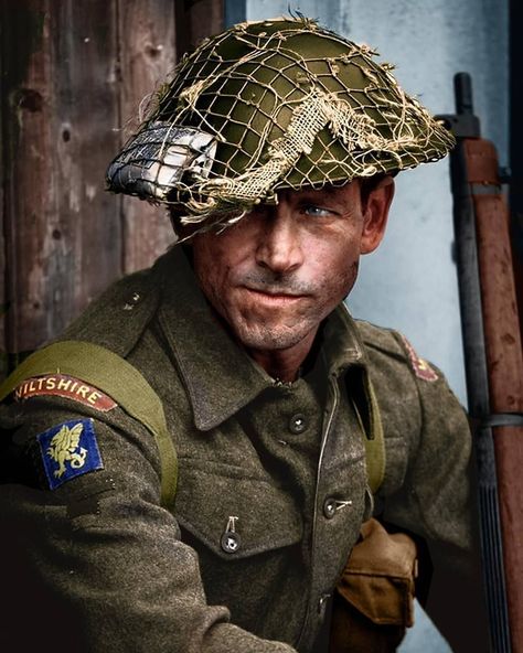 All colorized photos. on Instagram: “British Soldier of the Wiltshire regiment during a re-enactment. The Wiltshire Regiment was a line infantryregiment of the British Army,…” Old Warrior, British Army Uniform, Wwii Uniforms, British Uniforms, Military Tattoos, British Armed Forces, Canadian Army, Colorized Photos, British Soldier