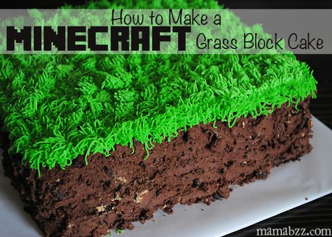 Minecraft-Grass-Block-Cake-Tutorial Minecraft Grass Block, Pastel Minecraft, Grass Cake, Cakes Without Fondant, Grass Block, Minecraft Birthday Cake, Minecraft Birthday Party, Minecraft Cake, Minecraft Birthday