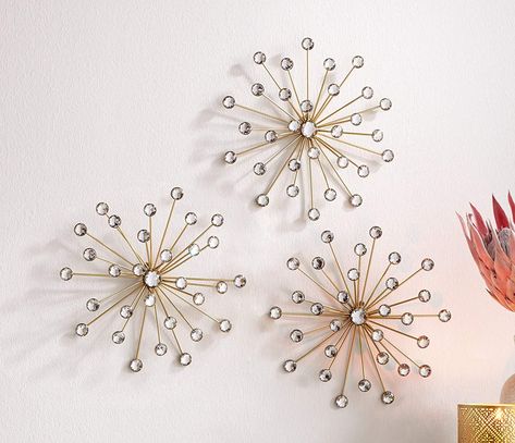 Dekoleidenschaft 3D Wand-Deko Kristall-Blüte aus Metall, Gold und Glassteinen, Ø 25 cm, Wandschmuck in Blumen/Sterne Form 3d Wall Murals, Pink Tone, Crystal Flower, 3d Wall, Wall Sculptures, Star Shape, Flower Wall, Metal Decor, Picture Wall