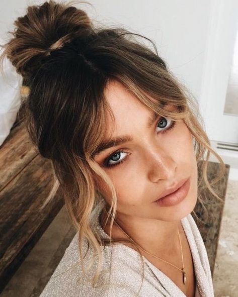 BRIDAL BANGS_curtain bangs and wedding updos 10 Updo Hairstyles With Curtain Bangs, Hairstyles With Curtain Bangs, Brow Stylist, Updo Hairstyles, Victoria Secret Angels, Curtain Bangs, Grunge Hair, Hair Dos, Messy Bun