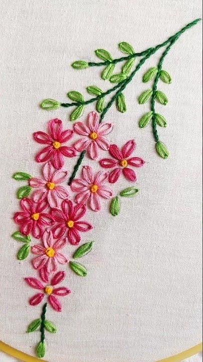 Flower Patterns For Embroidery, Flowers Stitch Embroidery, Cute Stitching Ideas, Hand Embroidery Lazy Daisy Designs, Simple Flower Design Embroidery, Lazy Daisy Design, Simple Flower Hand Embroidery, Lazy Daisy Stitch Embroidery Design, Different Flowers Embroidery