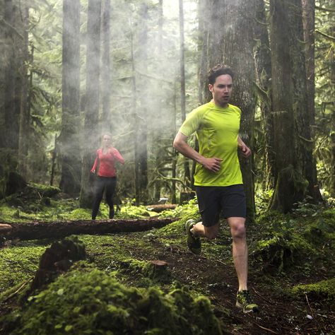 A coupole running in the forest. Chicago Half Marathon, When To Break Up, Running Partner, Tough Conversations, Plyometric Workout, Break Up, Kettlebell Swings, Simple Exercises, Workout Days