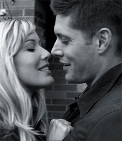 Jensen Ackles Gif, Dean Winchester Gif, Best Couple Pics For Dp, Beautiful Eyes Images, Supernatural Jensen, Couple Pics For Dp, Kissing Couples, Dean Winchester, Jensen Ackles