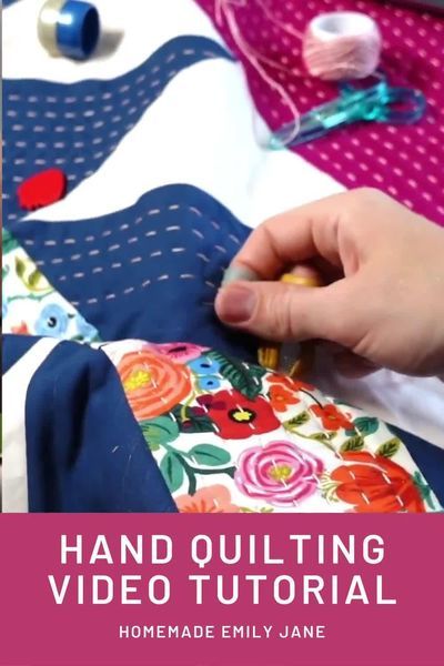 Hand Quilting For Beginners, How To Hand Quilt, Big Stitch Hand Quilting, Quilting Beginners, Quilt By Hand, Easy Hand Quilting, Hand Quilting Technique, Beginner Quilting Projects, Quilt Easy