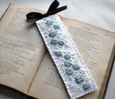 Hand Embroidered Wool Felt Bookmark Ivory Blue by lovemaude Faded Flowers, Fabric Bookmarks, Felt Bookmark, Bookmark Craft, Felt Embroidery, Embroidery Book, Embroidered Wool, Book Marks, Crochet Bookmarks