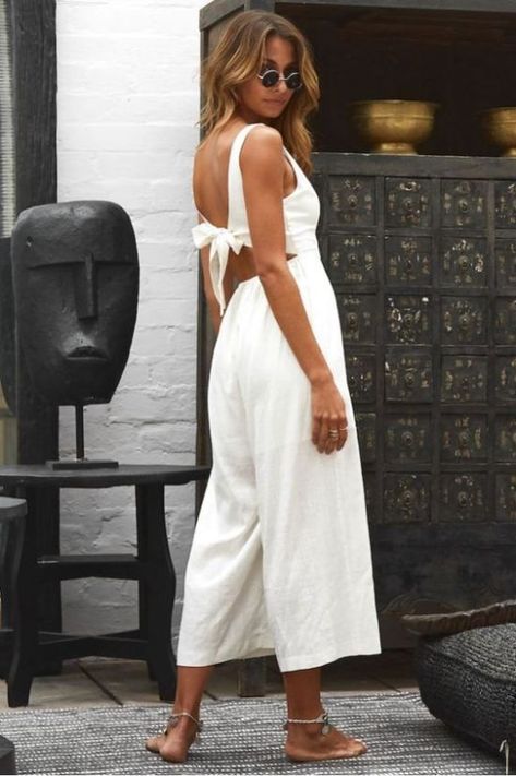 6 White Outfits You Can Wear All Summer Long White Party Outfit, Loose Jumpsuit, All White Outfit, White Jumpsuit, White Dress Summer, Trend Fashion, White Summer, White Outfits, Fashion Colours