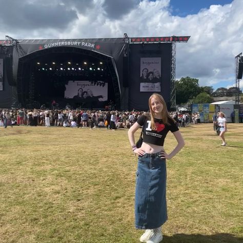 boygenius i heart summer concert aesthetic festival Boygenius Concert Outfit Ideas, Concert Pics Ideas, Faye Webster Concert Outfit, Summer Concert Aesthetic, Concert Moodboard, Boygenius Aesthetic, Boygenius Concert, Concert Picture Ideas, Hozier Concert