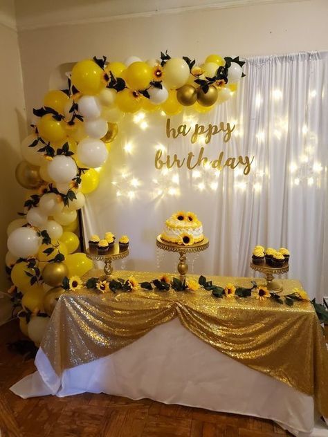 Shades Of Yellow Birthday Theme, Shades Of Yellow Balloon Garland, Sunflower Theme Decoration, Sunflower Theme Birthday Party Decorations, Sunflower Birthday Decorations, Sunflower Party Theme Decoration, Sunflower Decorations Party, Sunflower Themed Birthday Party, Sunflower Birthday Party Decoration