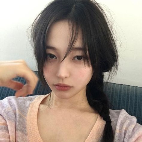 Red Velvet Band, Hwa Min, Makeup Accesories, Korea Fashion, Girls Makeup, Girl Icons, Ulzzang Girl, Face Claims, Hair Goals