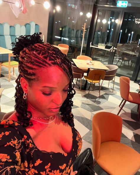 Girls’ night = Therapy Flip Over Cornrows, Yara Shahidi Cornrows, Natural Fulani Braids, Round Hairstyle, Flip Over Braids, Stitch Braids Cornrows, Flip Over Fulani Braids, Stitch Cornrows, Stitch Braids