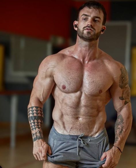 Men’s Physique, Masculine Men Muscle, Muscular Man Reference, Big Muscular Man, Back Muscles Men, Large Muscular Men, Big Muscular Men, Torso Reference, Lean Muscle Men