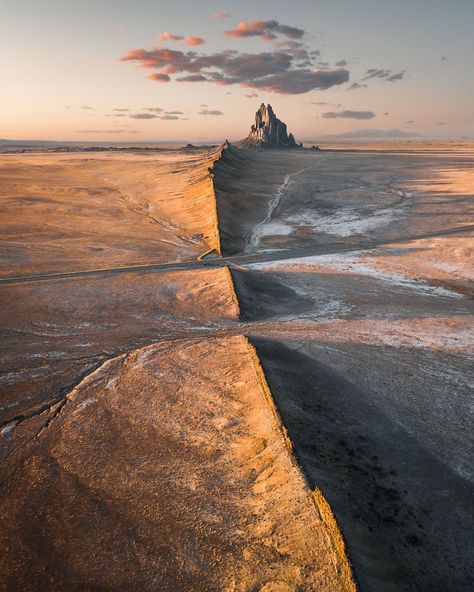 An Incredible Evening In New Mexico Shiprock New Mexico, Zhangjiajie, Photography Apps, New Mexico Usa, Valley Of Fire, Photography Contests, Travel Images, World Best Photos, Bora Bora