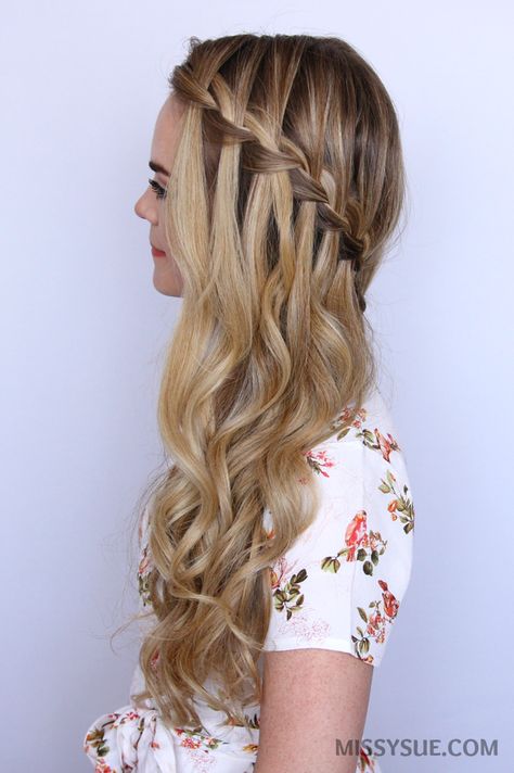 Teenage Hairstyles, Side Braid Hairstyles, Braided Hair Tutorial, Waterfall Braid, Hairstyles Wedding, Diet Vegetarian, Penteado Cabelo Curto, Side Braid, Braided Hairstyles Easy