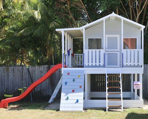 Cubby House Ideas, Kids Cubby Houses, Backyard Fort, Kids Playhouse Outdoors, Kids Cubbies, Diy Playhouse, Backyard Playhouse, Build A Playhouse, Outdoor Play Areas