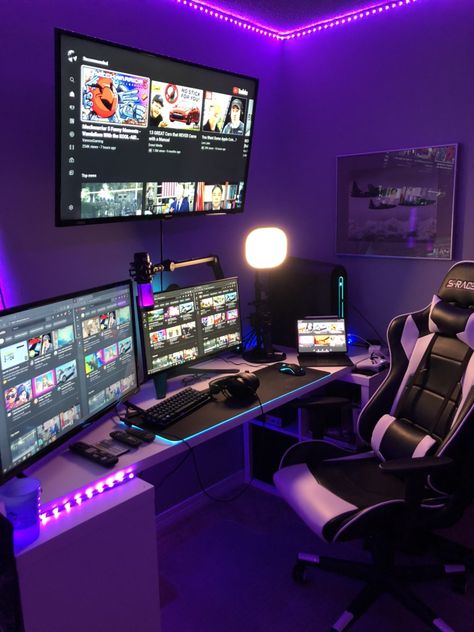 Tv Above Gaming Setup, Stream Room Setup, Gaming Room With Tv, 34 Inch Monitor Setup, Comfy Gaming Room, Computer Monitor Setup, Tv Gaming Setup, Streaming Room Ideas, Gaming Setup Bedroom