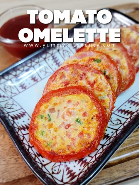 Baked Omelette Recipe, Egg French Toast, Silog Meals, Tomato Omelette, Tomato Breakfast, Ways To Cook Eggs, Omelette Recipe, Eating Eggs, Egg Dishes