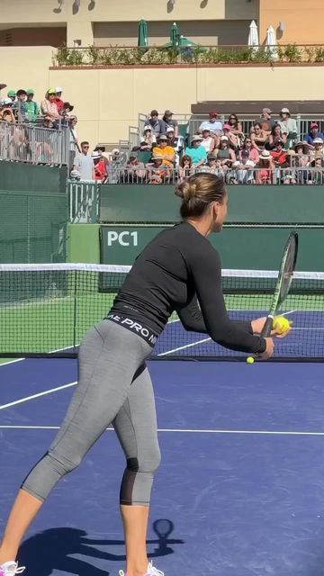 Aryna Sabalenka, Tennis Serve, Tennis Coach, Tennis Workout, Throw Back, Play Tennis, Slow Motion, Tennis Court, All Time