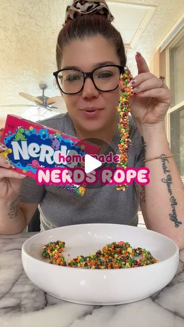 Nerd Gummy Clusters Diy, Nerd Clusters Diy, Sour Gummy Bears, Candy Homemade, Nerds Rope, Nerds Candy, Gummy Bears, 30 Seconds, Easy Homemade