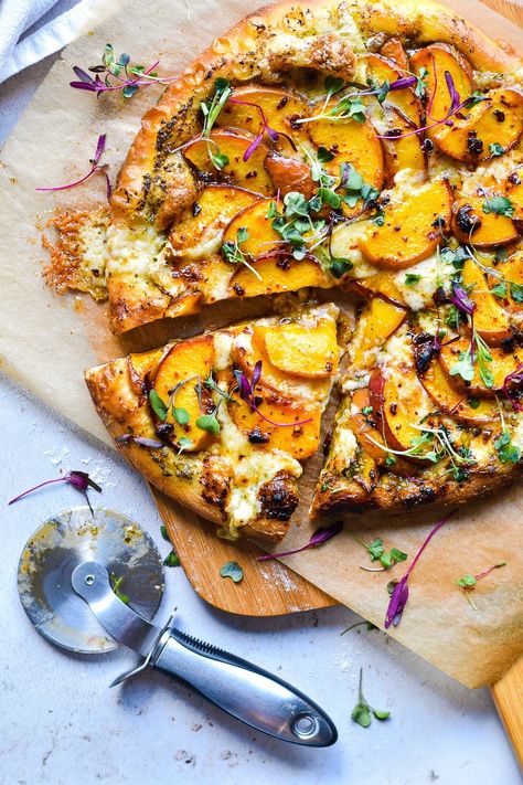 Spicy Peaches and Brie Pizza - UncomplicatedChef Brie Pizza, Pizza Frittata, Peach Pizza, Grapes And Cheese, Baked Teriyaki Chicken, Chili Crisp, Make Your Own Pizza, Pineapple Salsa, Fresh Pineapple