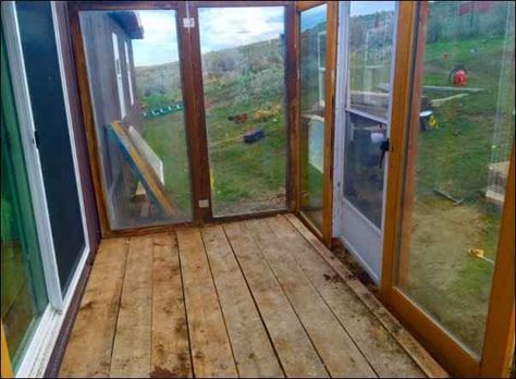 Building a Sunroom in Less than Two Days Using Recycled Materials Diy Sunroom On A Budget, Building A Sunroom, Tiny Sunroom, Sunroom Diy, Diy Sunroom, Glass Sunroom, Sunroom Windows, Glass Conservatory, Glass Doors Patio