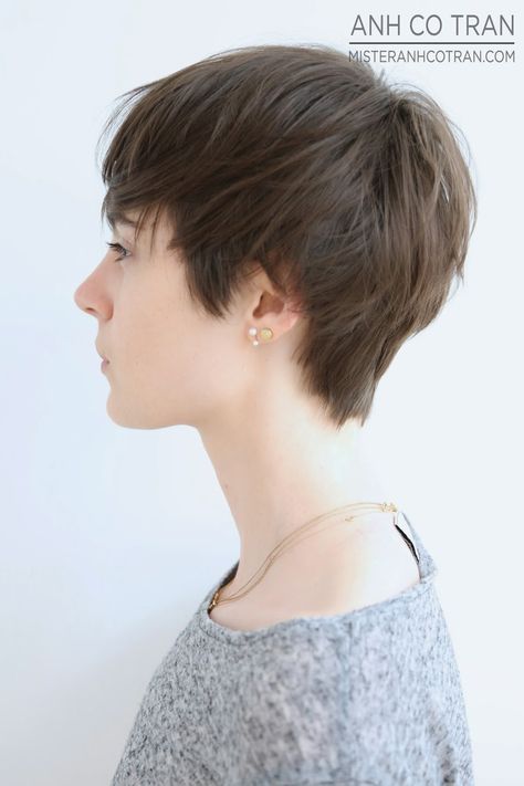 LA: FROM SHORT TO LONG. A HUGE TRANSFORMATION - Anh Co Tran Anh Co Tran Hair, ผมทรง Long Pixie, Blonde Bob Haircut, Anh Co Tran, Best Short Hairstyles, Girls Short Haircuts, Try On Hairstyles, Trendy Short Haircuts, Bob Hairstyles For Fine Hair