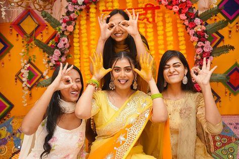 #haldi #haldipose Haldi Friends Photos, Haldi Poses With Friends, Haldi Shots Bride, Wedding Group Photos Indian, Haldi Friends Pose, Haldi Bridesmaid Poses, Haldi Ceremony Couple Poses, Haldi Poses For Bride Simple, Wedding Haldi Poses