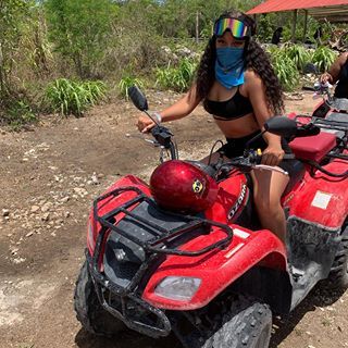 ⠀⠀⠀⠀⠀⠀⠀⠀⠀lena.💮 (@lenajefe) • Instagram photos and videos Atv Riding Outfit Vacation, Travel Noire, Atv Riding, Vacation Goals, Girls Vacation, Vacation Mood, Four Wheelers, Cruise Outfits, Foto Poses