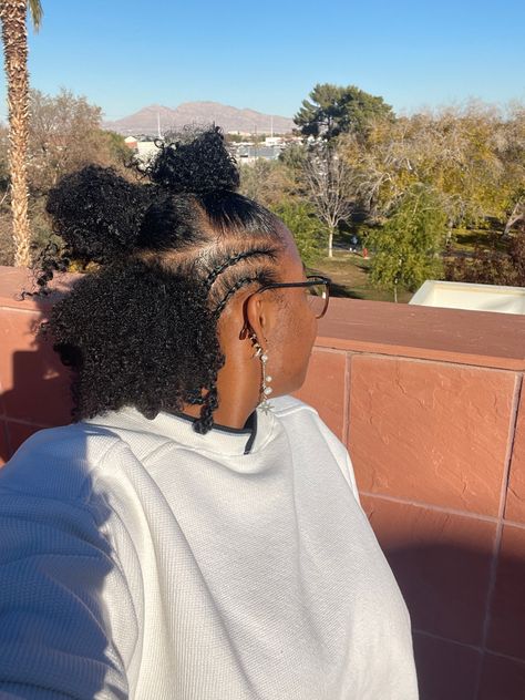 Issa Rae Hairstyles Short, Tanavoho Hairstyle, Issa Rae Hairstyles, Hairstyles For Short Natural Hair, Short Natural Curly Hair, Twa Hairstyles, Beautiful Black Hair, Curly Hair Videos, Quick Natural Hair Styles