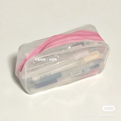 Muji Pens, Studying Stationary, Cute School Stationary, Cute Pencil Case, Kawaii School Supplies, Study Stationery, Stationary School, Notes Inspiration, Cute Stationary