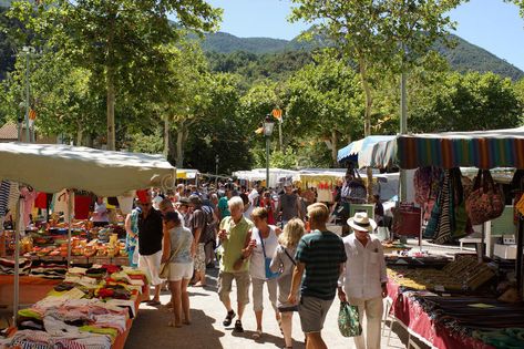 Open Air Market, Object Drawing, Provence France, Night Market, 3d Object, The South Of France, Design Planning, South Of France, Open Air