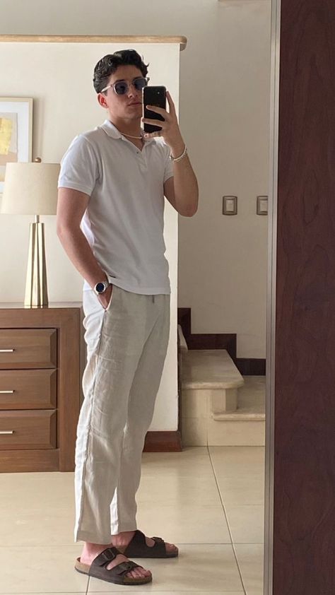 European Summer Outfits Guys, Men Outfits Polo Shirts, Linen Guys Outfit, European Fits Men, European Guy Outfits, European Summer Style Men, Men’s Ralph Lauren Outfit, Boracay Outfit Men, Ootd Man Outfits Casual