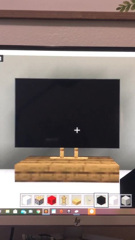 Minecraft Tv Room, Tv Ideas Minecraft, Tv Design Minecraft, Tv Minecraft Ideas, Minecraft Tv Designs, How To Make A Tv In Minecraft, Minecraft Decorations In Real Life, Minecraft Tv Ideas, Tv Stand Minecraft